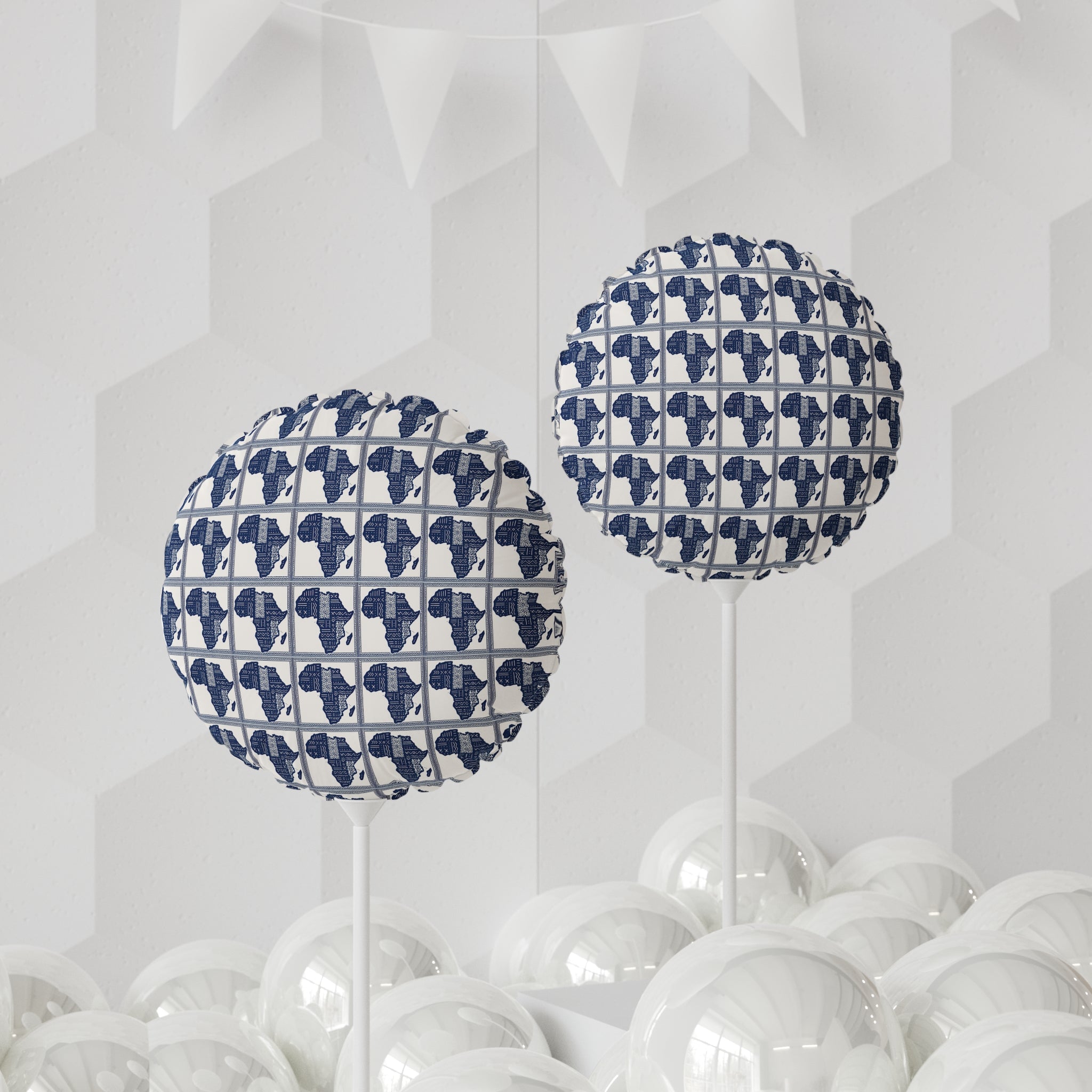 11" (Round) Decorative Balloon — Blue/White Africa Pattern